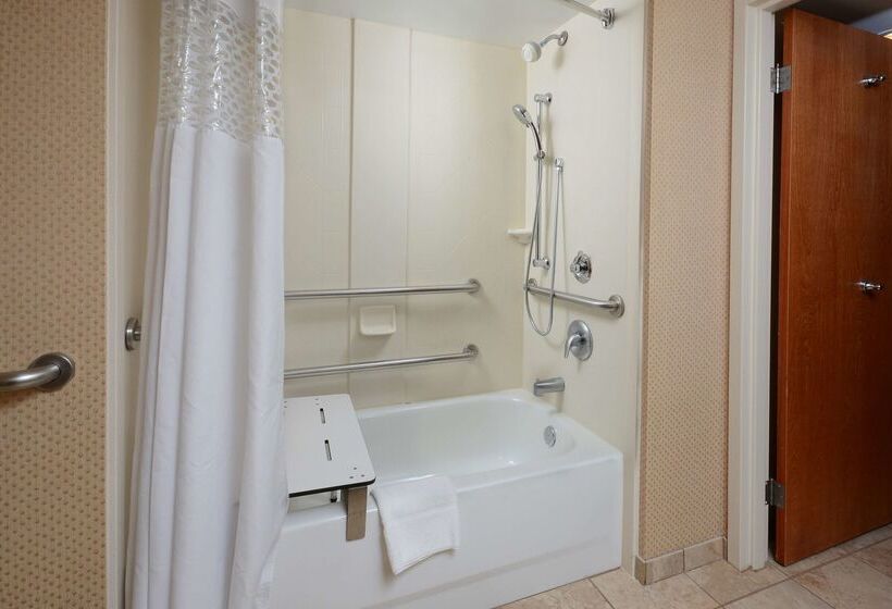 فندق Hampton Inn Raleigh Durham Airport