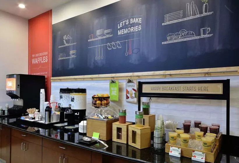 Отель Hampton Inn Raleigh Durham Airport