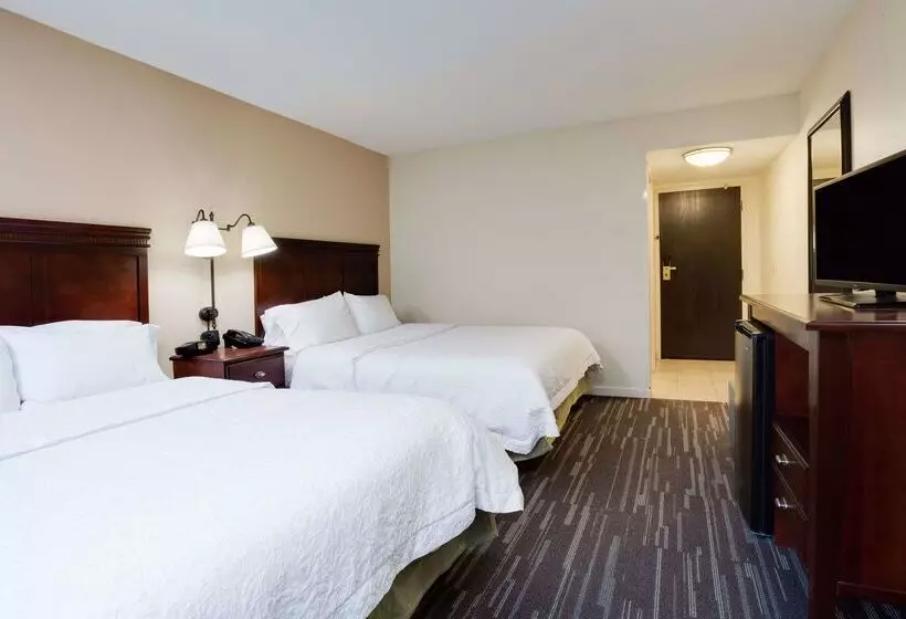 Отель Hampton Inn Somerset