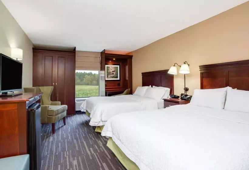 Отель Hampton Inn Somerset