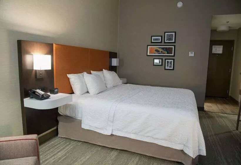 Отель Hampton Inn Summersville