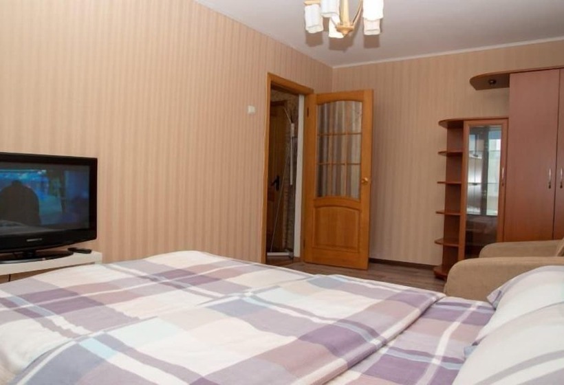 Apartment On Partizanskiy Pr. 17