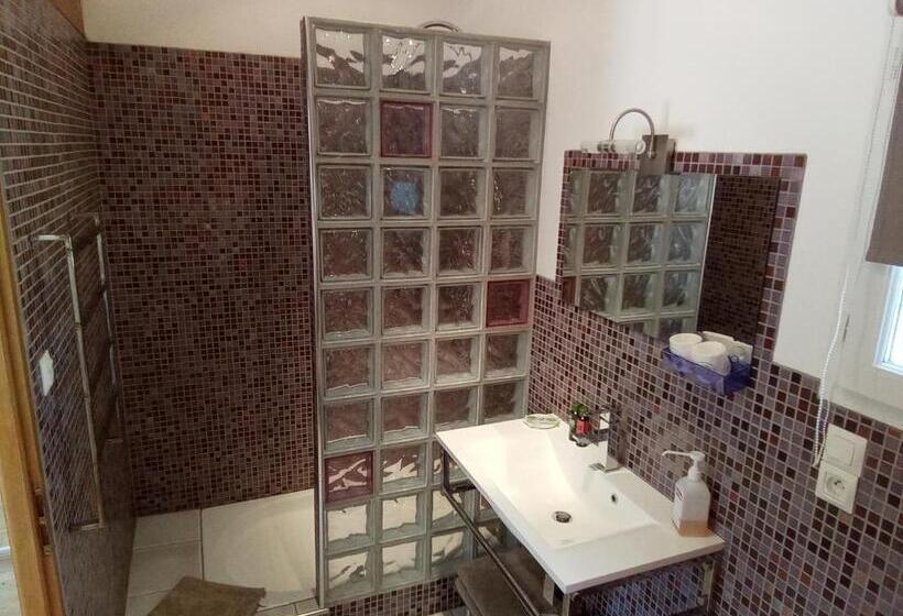 مبيت وإفطار La Chambre Haute