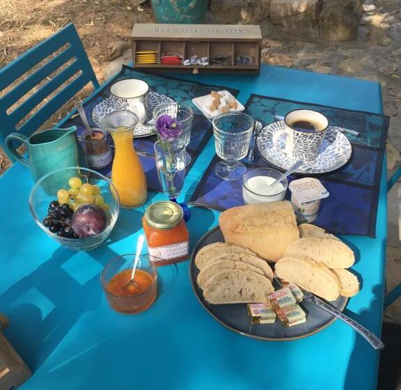 مبيت وإفطار La Chambre Haute