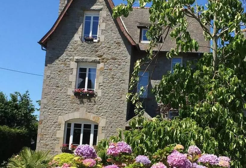 ベッドアンドブレックファースト Le Clos Saint Brice