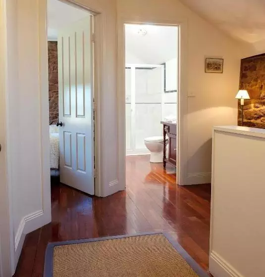 Byronsvale Vineyard And Accommodation