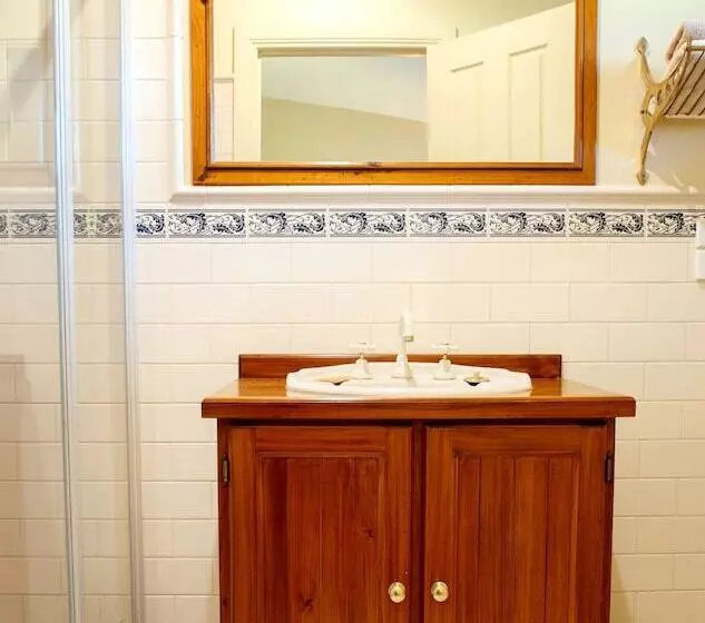 Byronsvale Vineyard And Accommodation