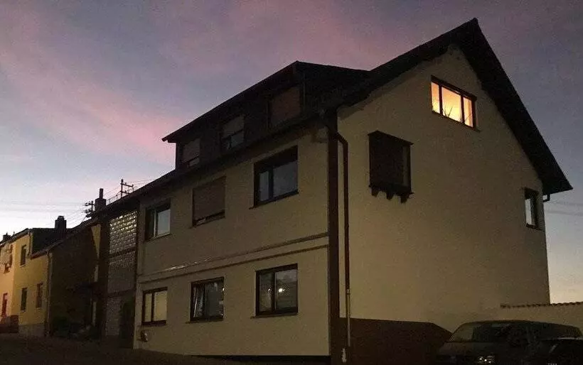 Ferienwohnungen Akh Home