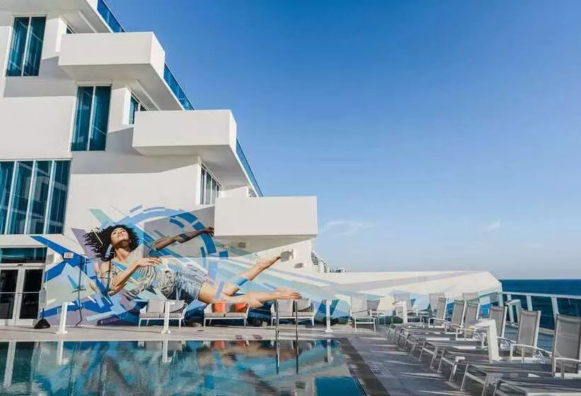 בית מלון כפרי Maren Fort Lauderdale Beach, Curio Collection By Hilton
