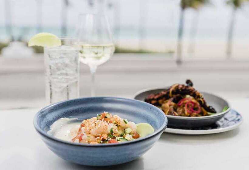 هتل Maren Fort Lauderdale Beach, Curio Collection By Hilton