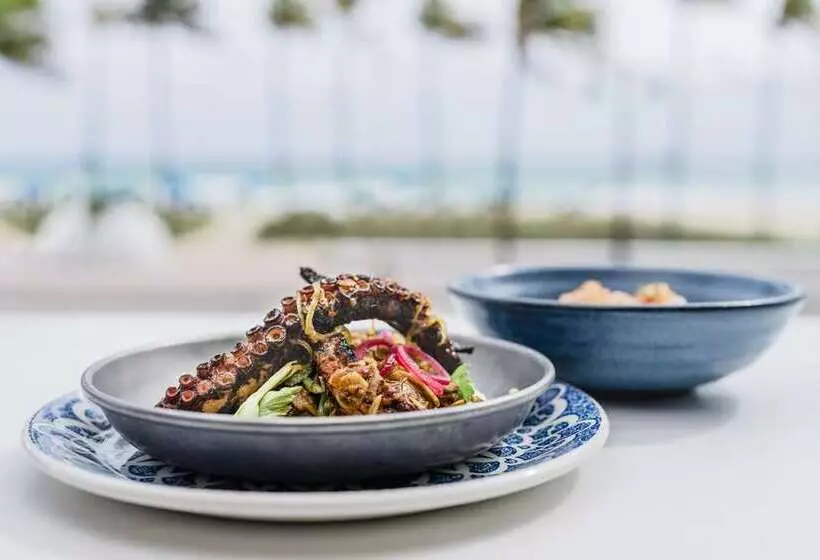 בית מלון כפרי Maren Fort Lauderdale Beach, Curio Collection By Hilton