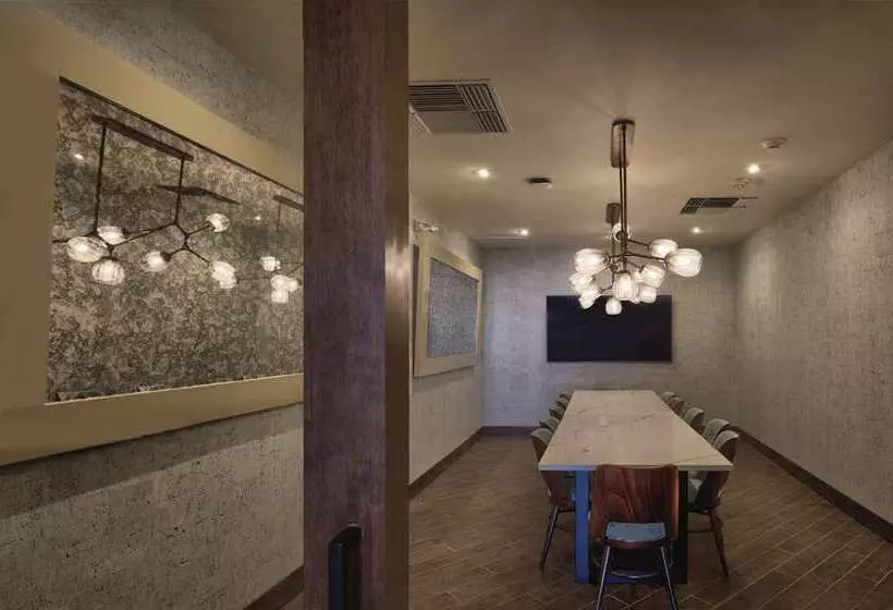 בית מלון כפרי Maren Fort Lauderdale Beach, Curio Collection By Hilton