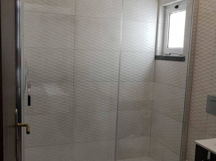 بنسيون Guilhim Guest House