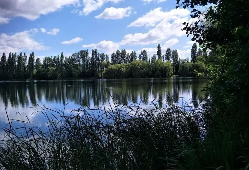 ペンション Mallard Cottage Guest House