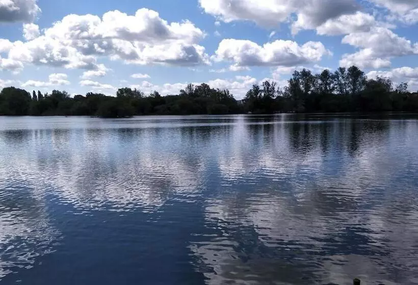 ペンション Mallard Cottage Guest House