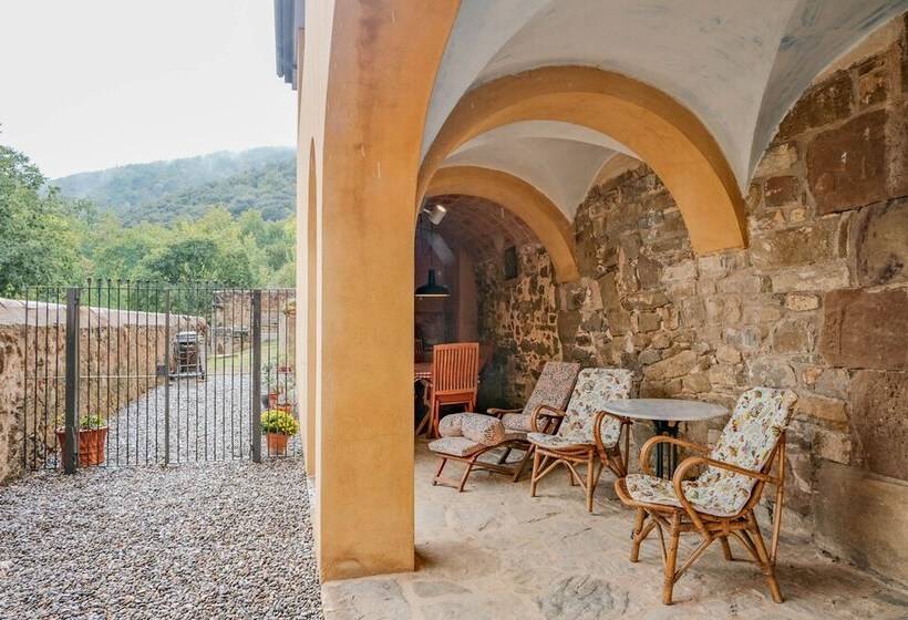 Rectoría De Castellar De La Muntanya