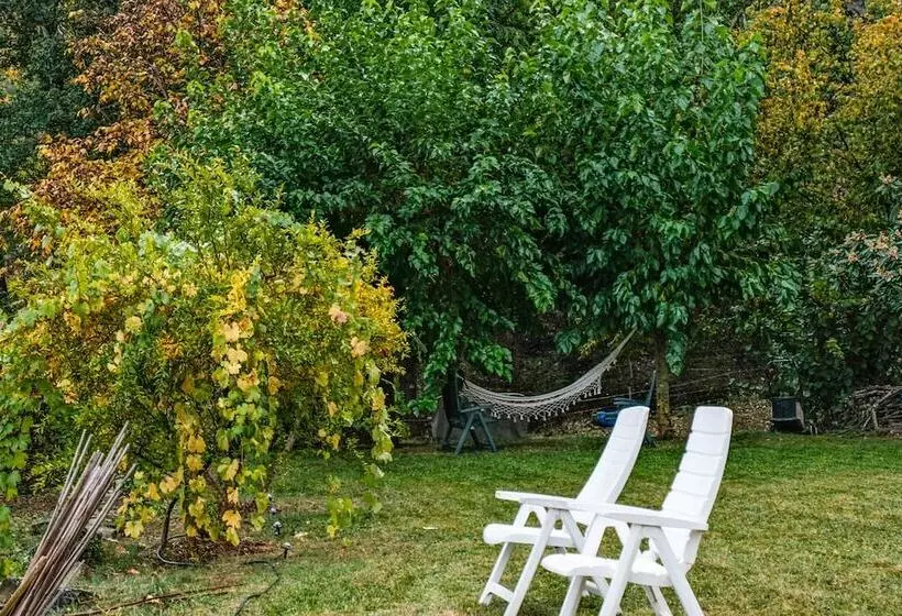 Rectoría De Castellar De La Muntanya