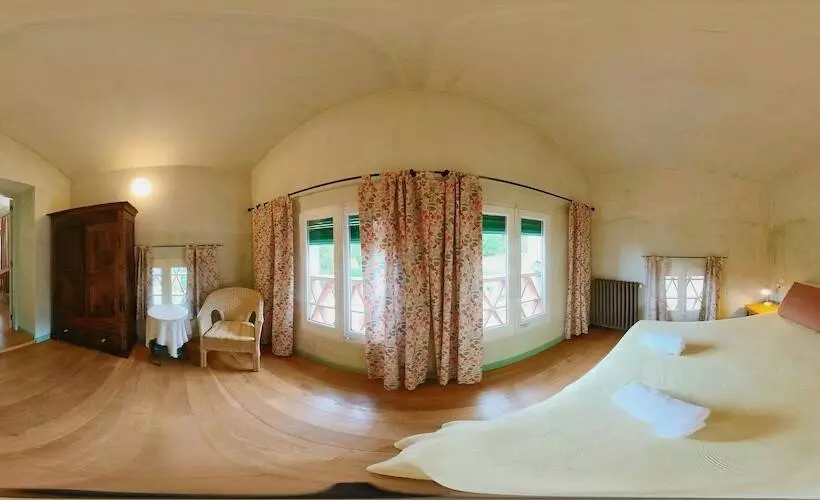 Rectoría De Castellar De La Muntanya