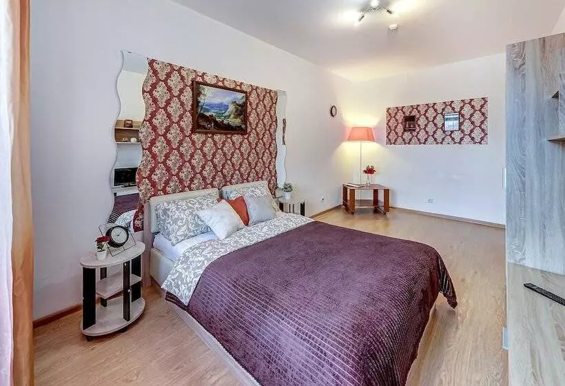 Apartments Vesta On Admiral Cherokov St