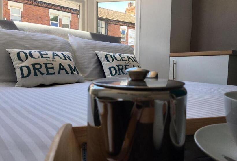 Townhouse @ 97 Edleston Road Crewe