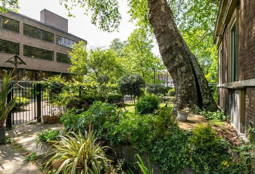 Fantastically Unique House For 3 With Large Garden