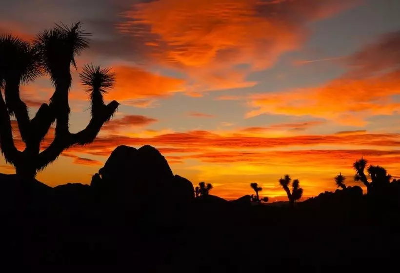 Happy Trails Campground & Mini Motel