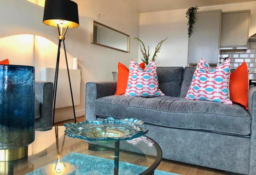 Heart Of Sheffield City With Balcony Views And Modern Decor