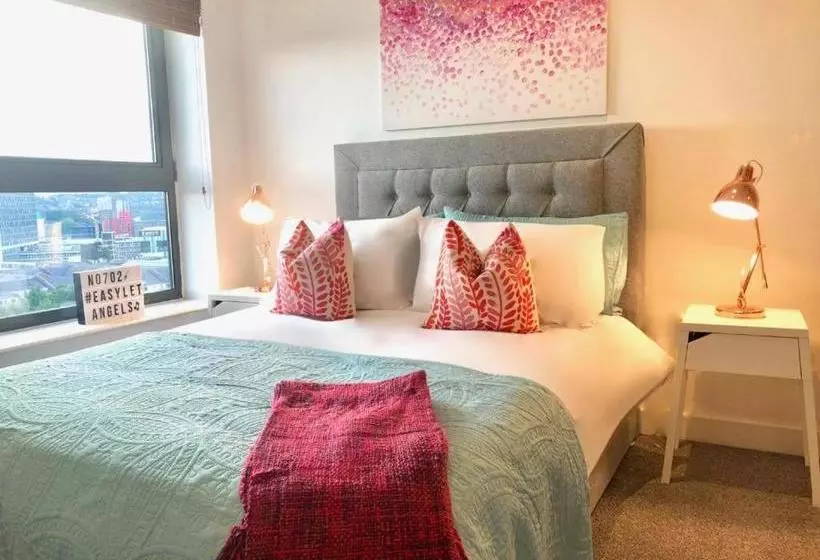 Heart Of Sheffield City With Balcony Views And Modern Decor