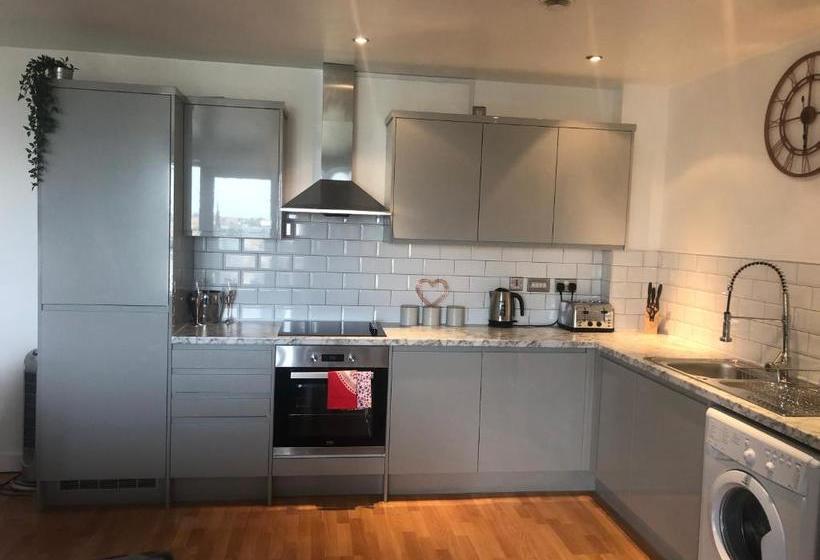 Heart Of Sheffield City With Balcony Views And Modern Decor