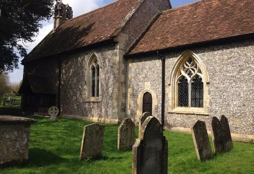 Majatalo Chalkcroft Lodge