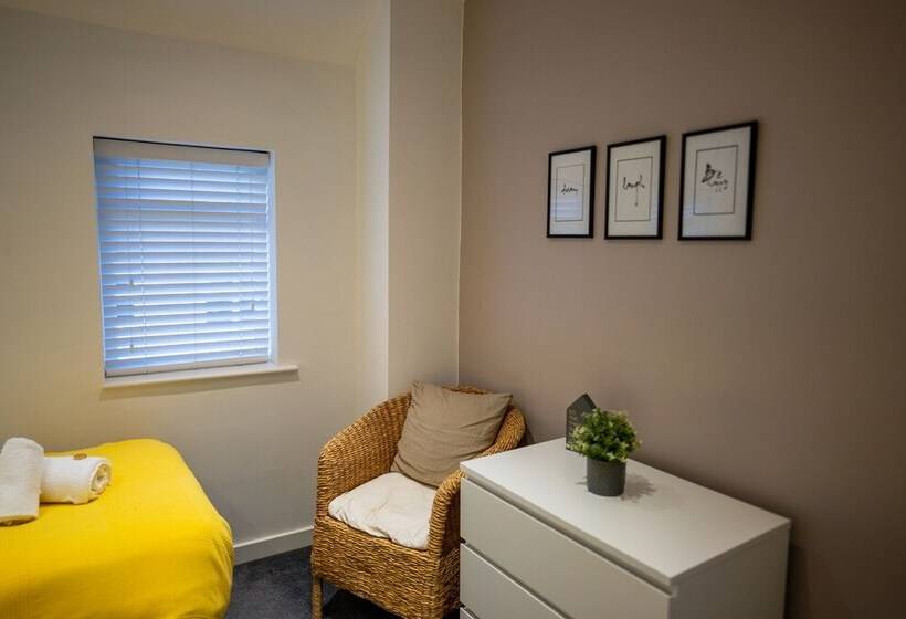 Town Street Apartment