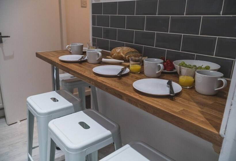 Town Street Apartment