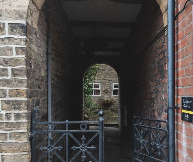 Town Street Apartment