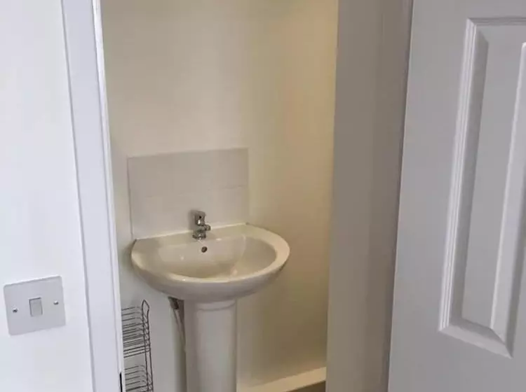 Townhouse @ Allen St  Stoke