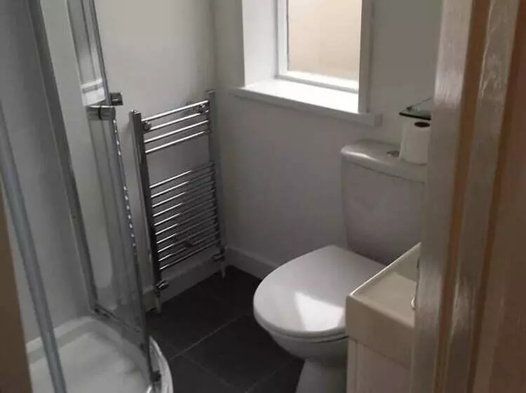 Townhouse @ Allen St  Stoke