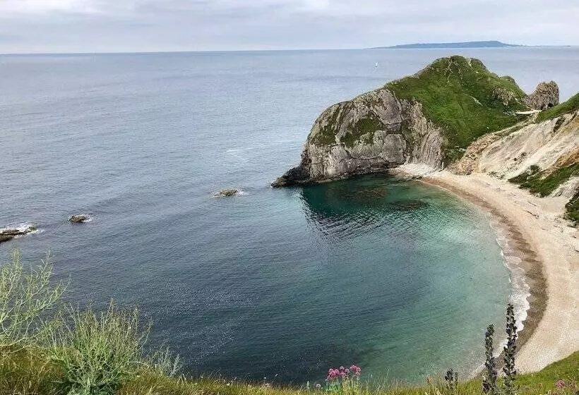 Aamiaismajoitus (B&B) Belhuish Farmhouse