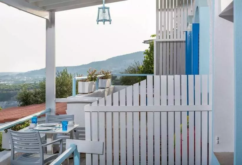 Ferma Hill Apartments