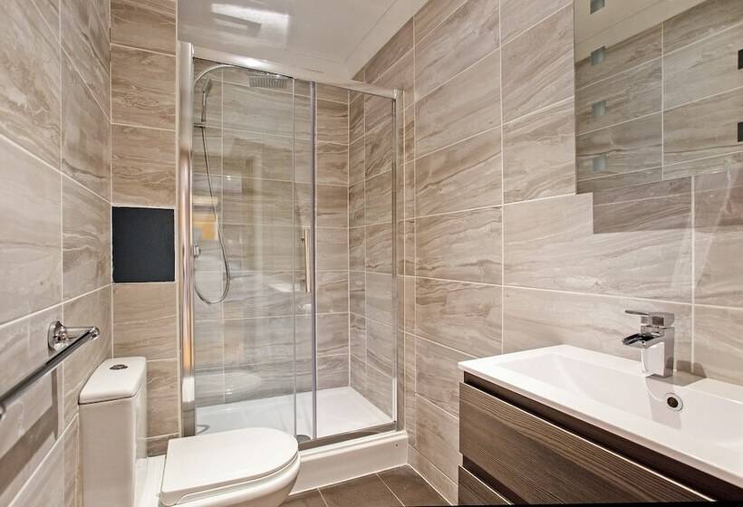 Flat 08 Westgate House