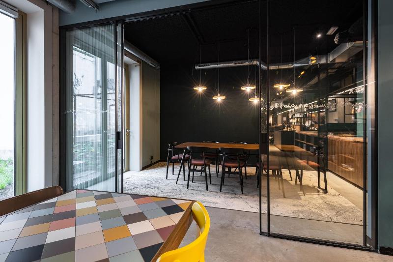 فندق Astay Antwerp