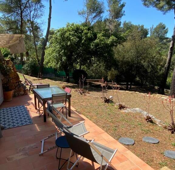 Une Pause En Provence