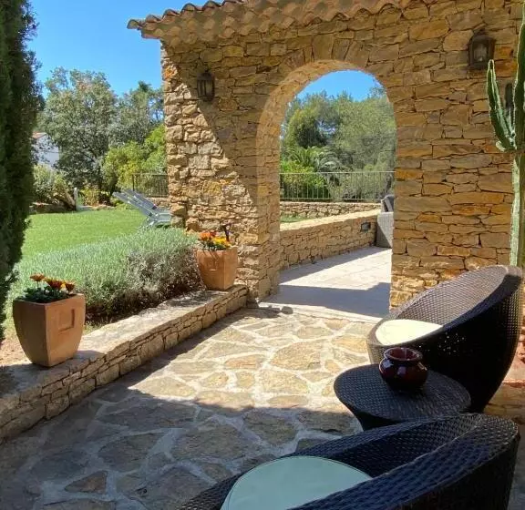 Une Pause En Provence