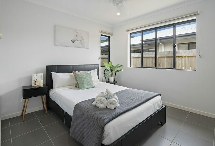 Whitsundays Paradise By The Port