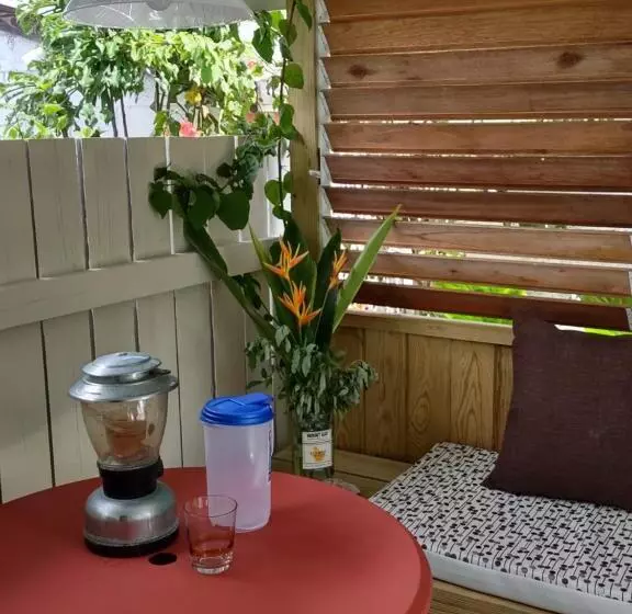 پانسیون Pgs  Surf, Work, Relax