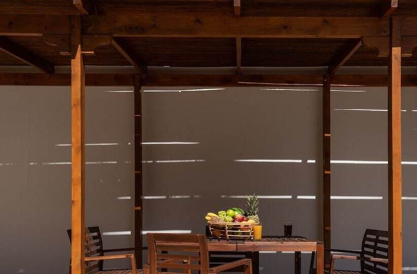 Nemeseos 80m² Homm Apartment With Roof Garden And Pool