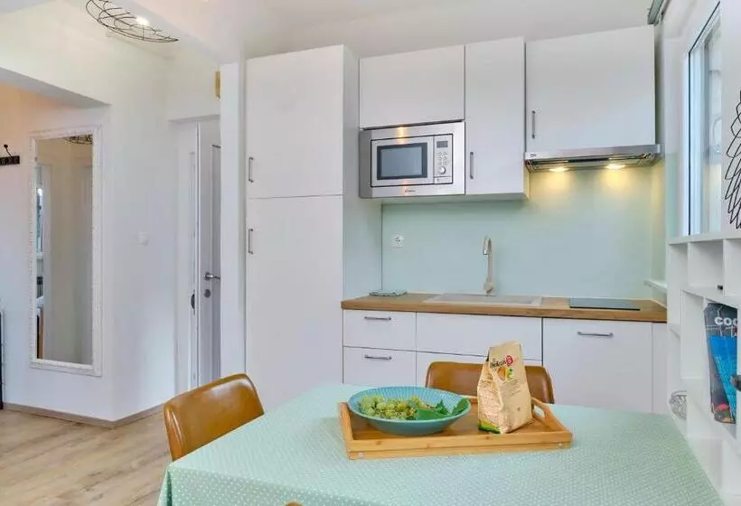 Apartment Pepermint   Iqm Destination Quality