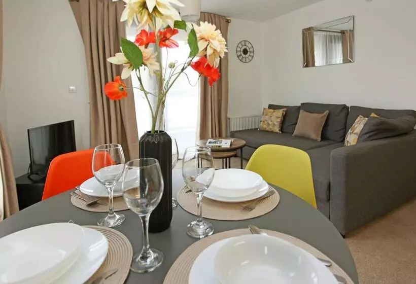 Autumn Heights Apartments