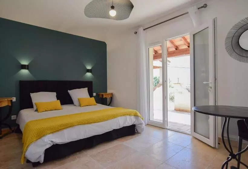 Aamiaismajoitus (B&B) Le Clos En Provence