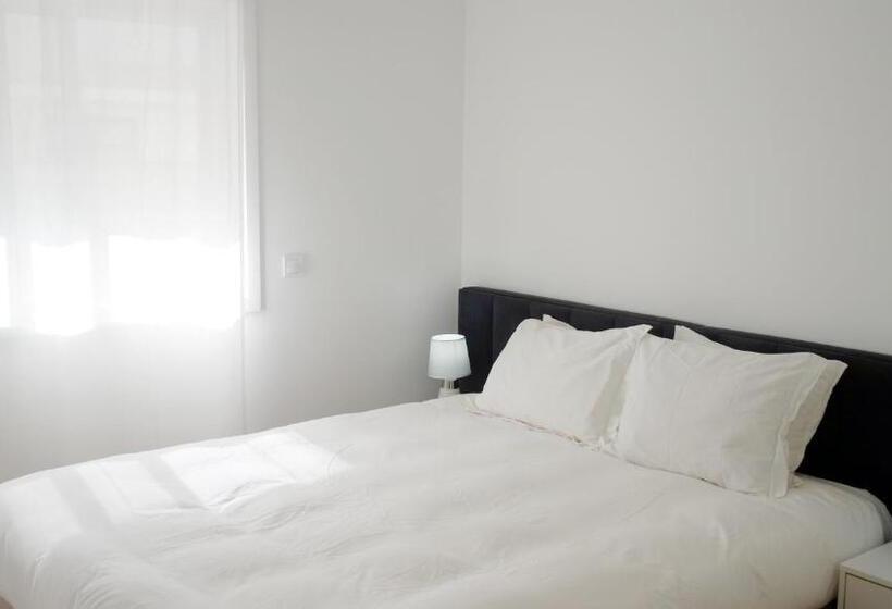 Gaia Central Apartment