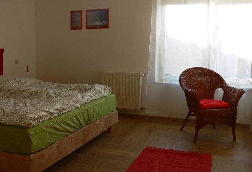 Gruppenhaus Rügen Zur Brunnenaue