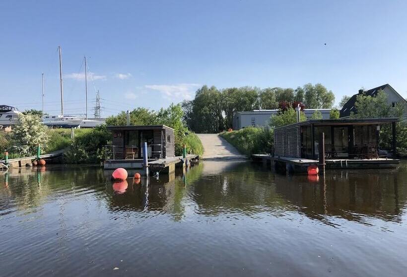 Hôtel Hausboot Resort Nordseeküste